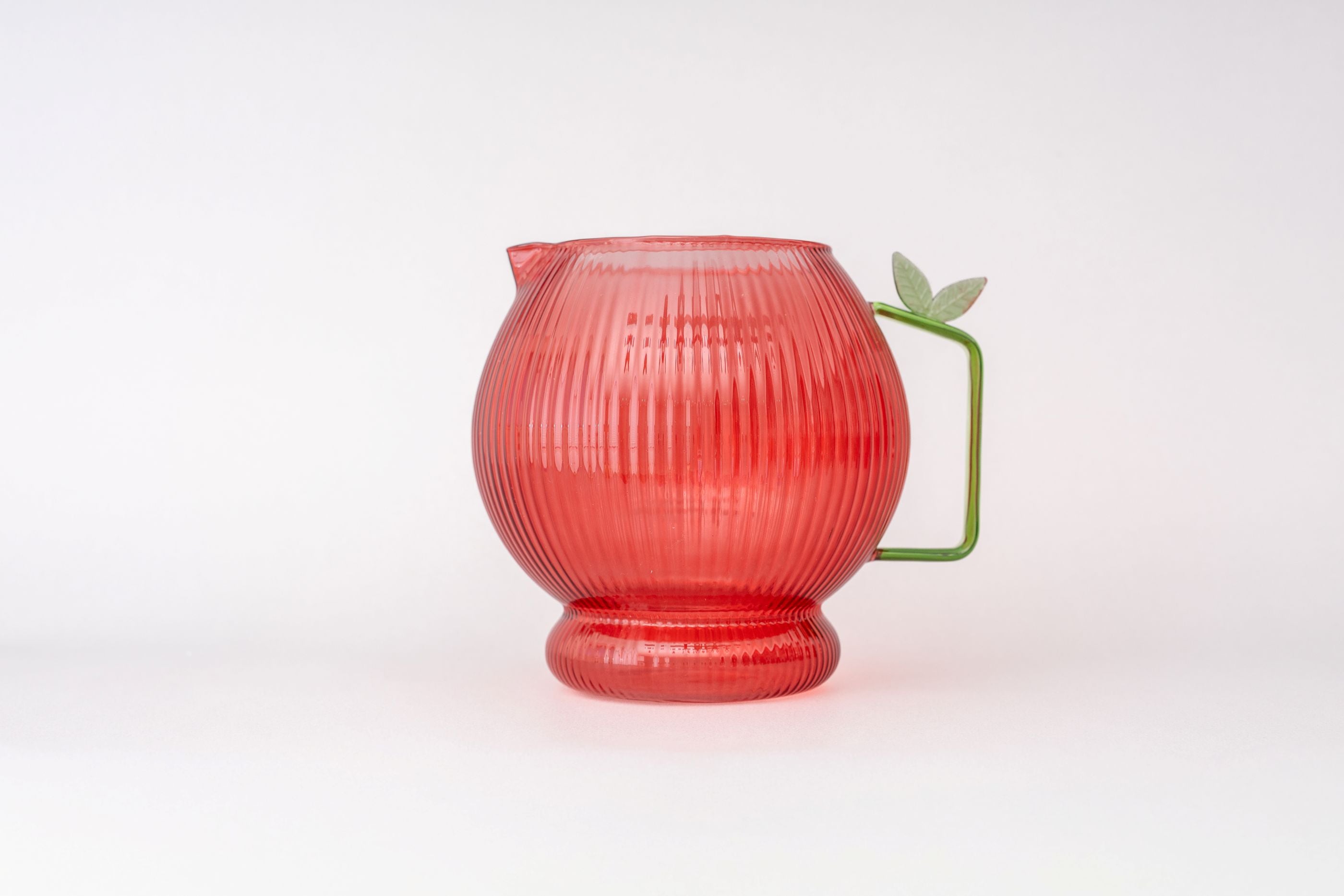 Pitcher, Apple